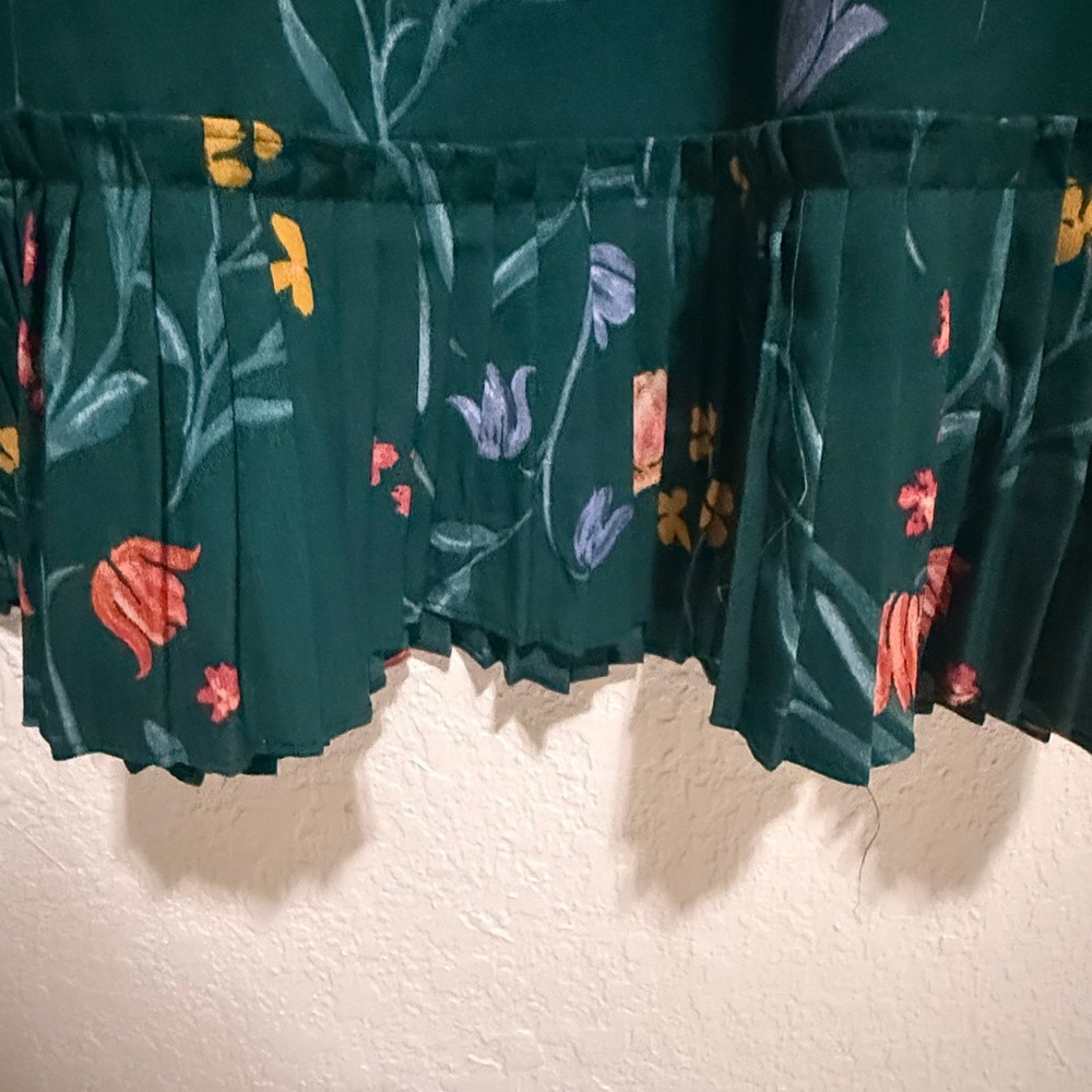 Ann Taylor Factory Green Floral Sleeveless Tie Neck Ruffle Hem Dress Large - Picture 8 of 14